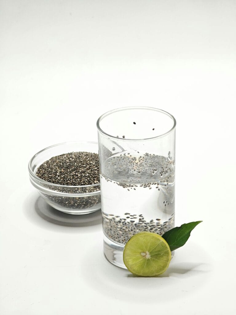lemon chia water drink for weight loss