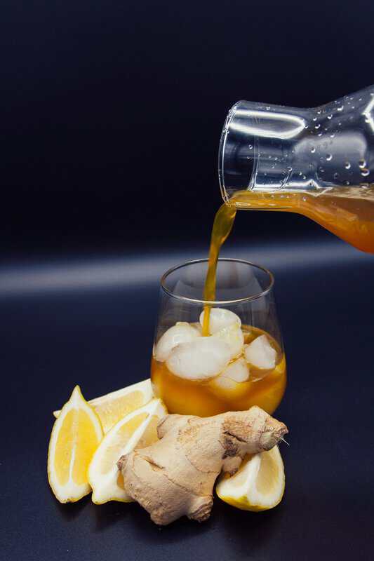 apple cider vinegar detox drinks with lemon and ginger